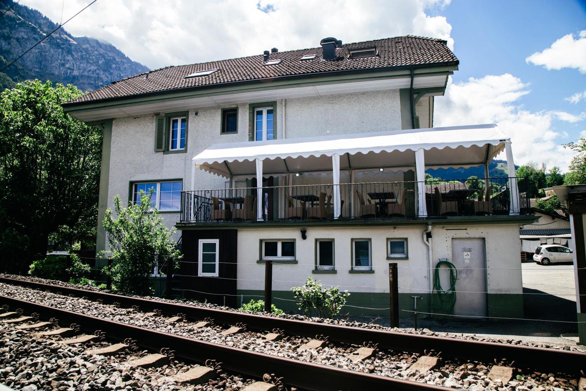 Au Bord Du Lac Därligen Exterior foto