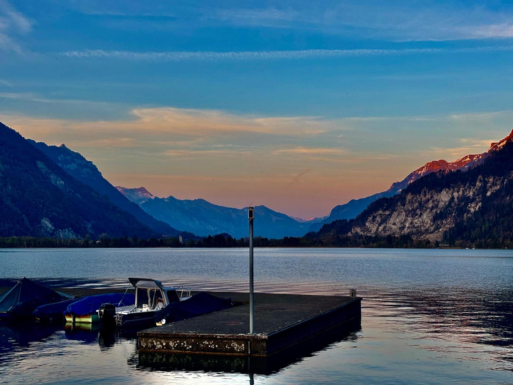 Au Bord Du Lac Därligen Exterior foto